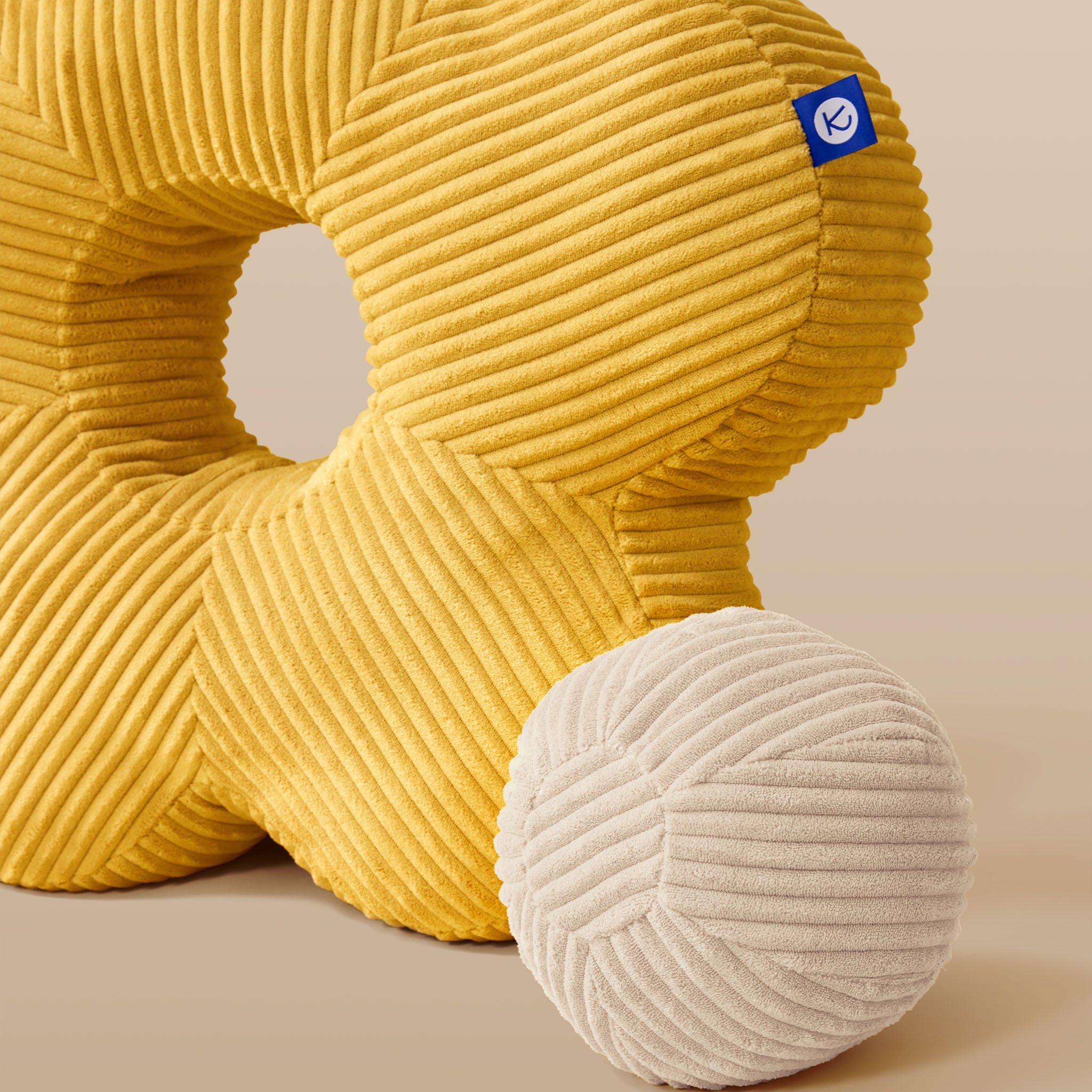 KOOJA Kissen Flower – Bumblebee Yellow