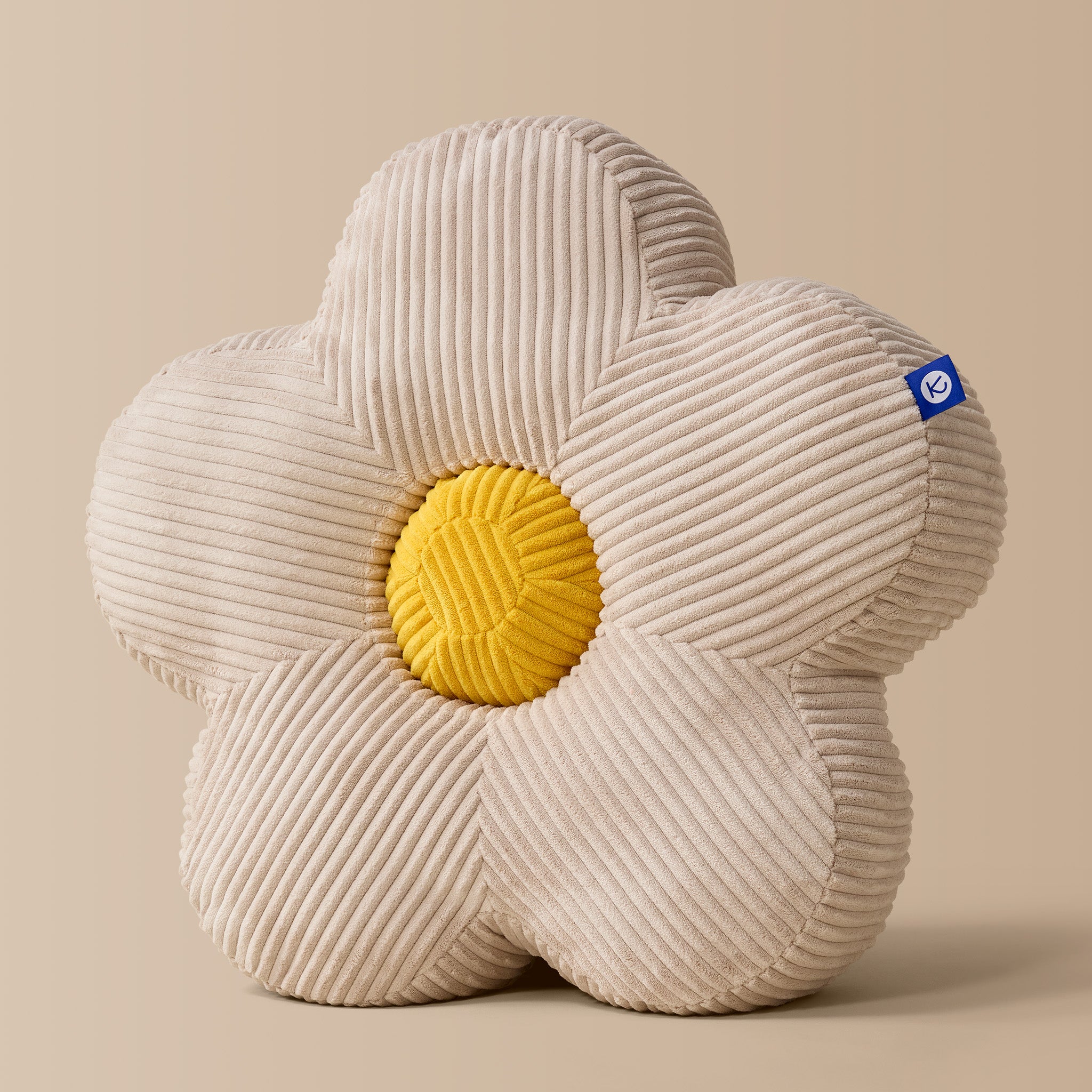 KOOJA Kissen Flower – Almond Milk